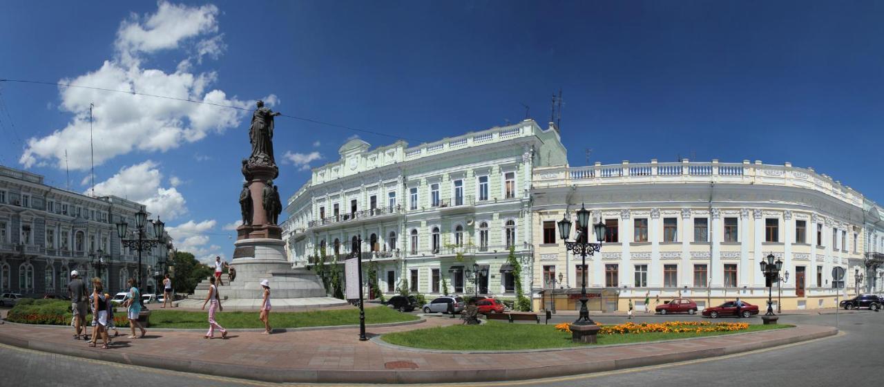 Center Of Odessa. Comfortable 2 Rooms Apartment ภายนอก รูปภาพ